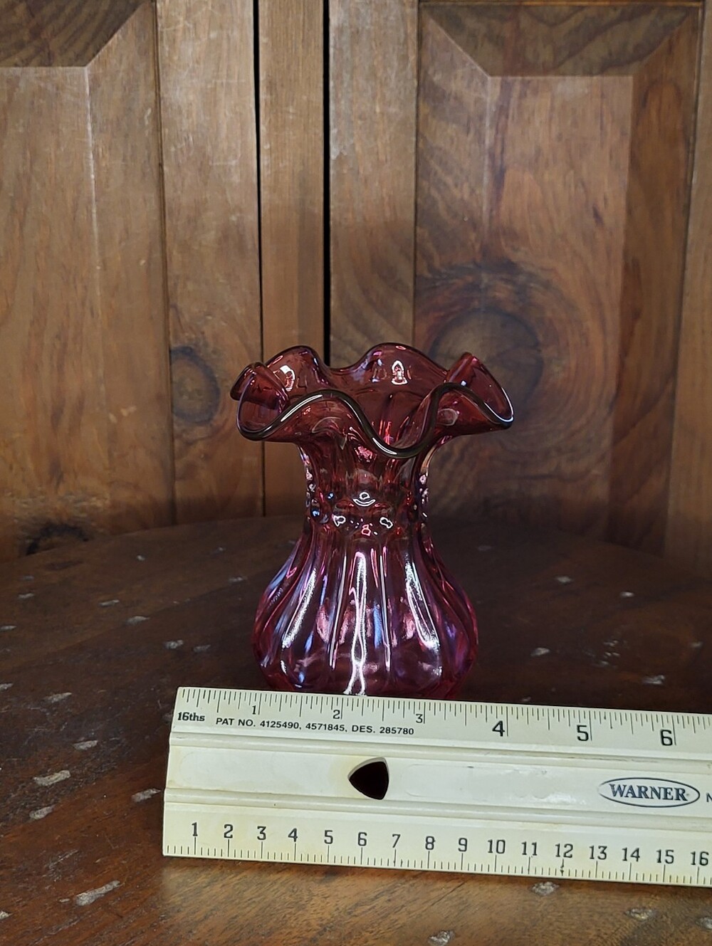 Fenton Ruffled Glass Vase - Picture 7 of 16